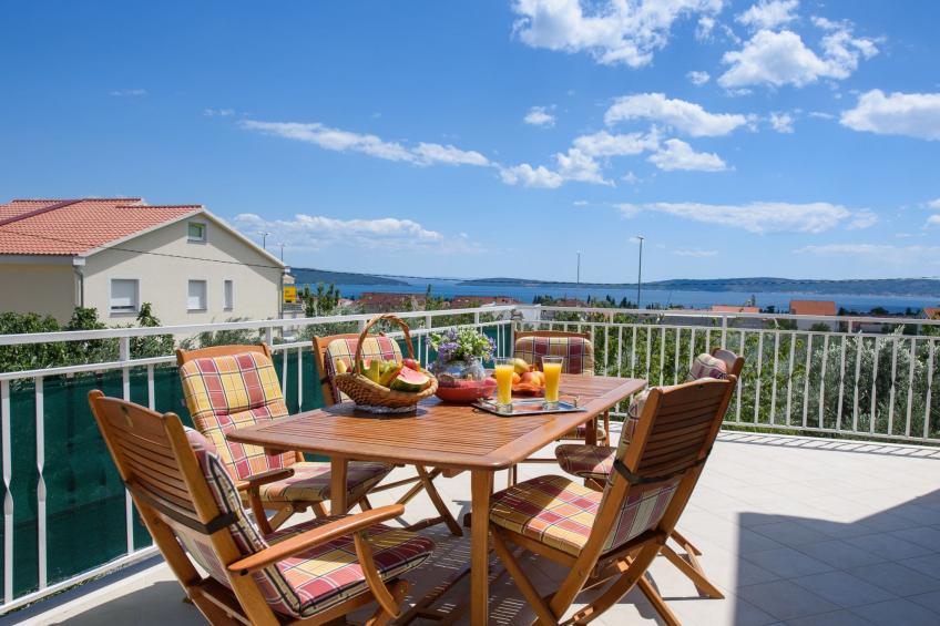 Gemütliches Häuschen mit großer Terrasse