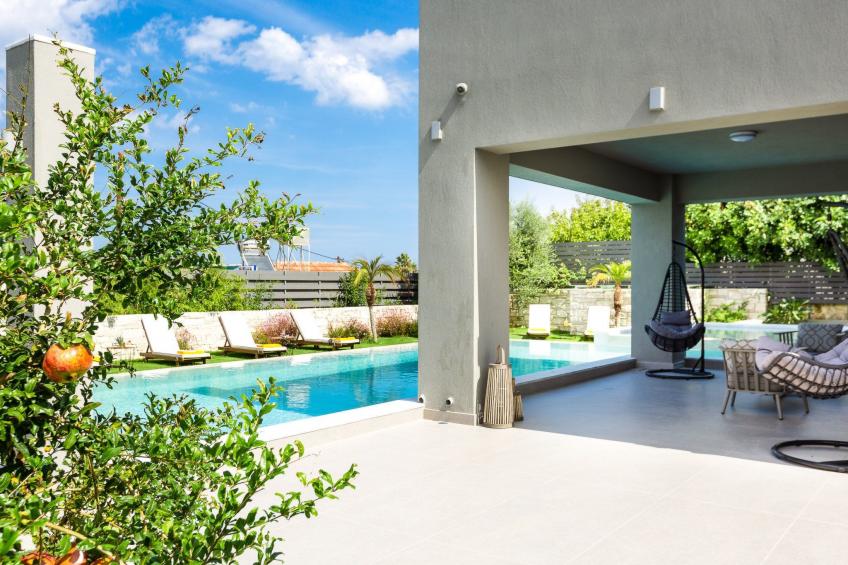 Villa mit beheiztem Pool in der Nähe von Strand und Geschäften - foto 11