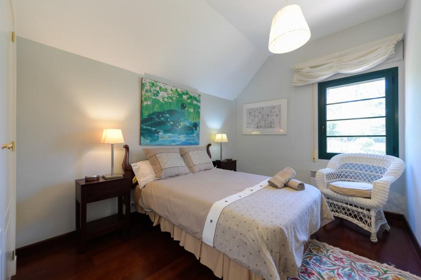 House with cozy garden BBQ and free parking - foto 20