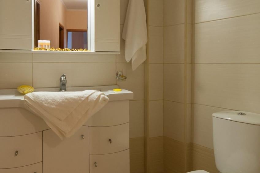 Schönes Haus in Panormos mit kleinem Garten - foto 15