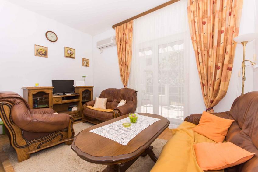 Holiday apartment with large terrace - BF-9TW9 - foto 13