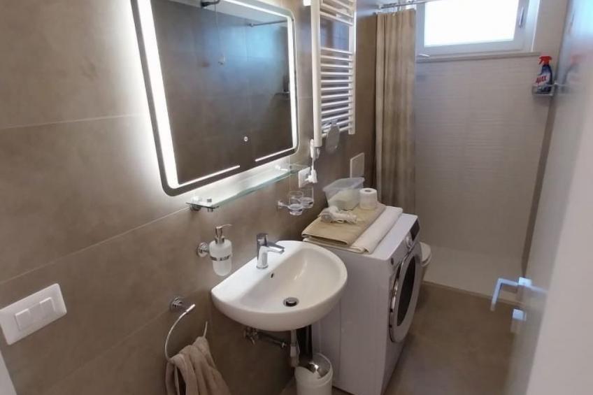 Helle und neue Ferienwohnung direkt am Strand - foto 2