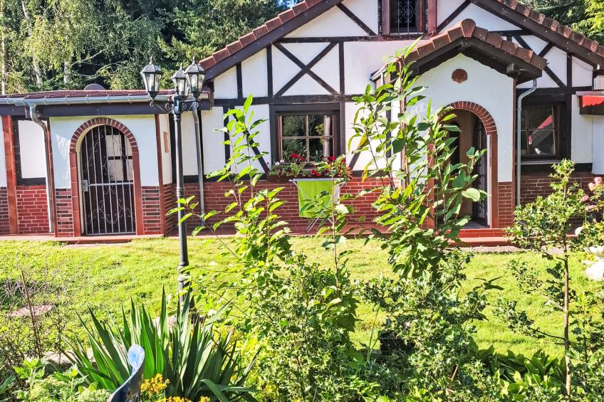 mit großem Garten in La Prée
