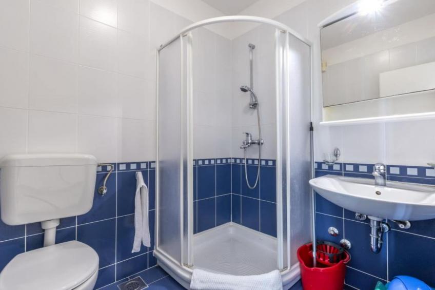 Apartments Radevenjić - Standard One Bedroom Apartment with Sea View and Terrace - foto 5
