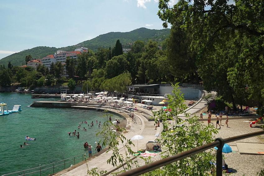 Aqua Maris Lovran - Two Bedroom Apartment with Balcony and Sea view - foto 25