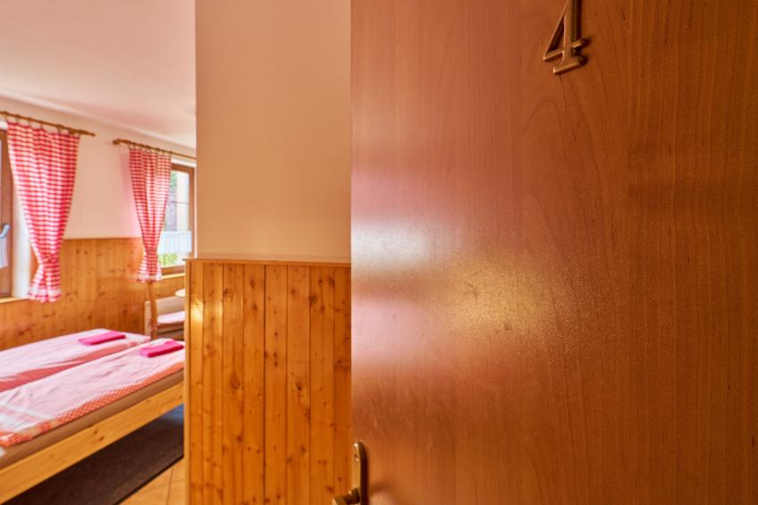 U Švýcarského dvora IV - foto 16