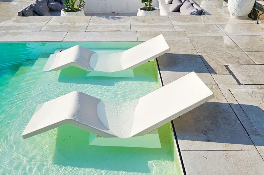 Luxurious large Home, Pool , Garden , Koi Pond - foto 7