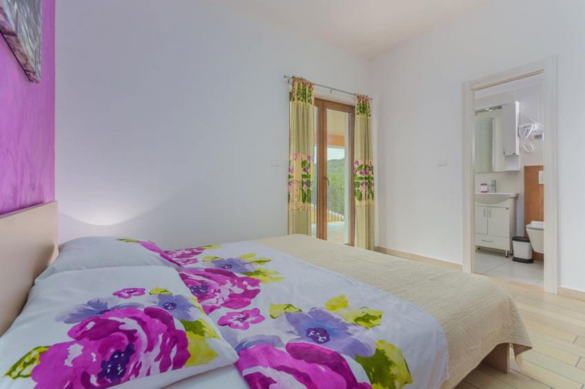 Santa Lucia - Villa with Private Pool & Sea View - foto 15