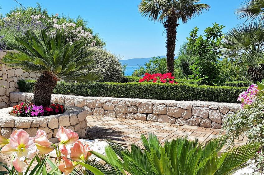 Wohnung in Drašnice mit Schönem Garten - foto 49