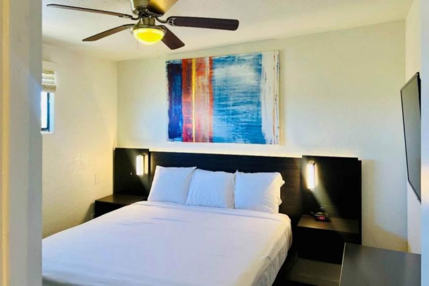 1 Queen Bed  Non-Smoking Kitchen Sofa-Bed - foto 10
