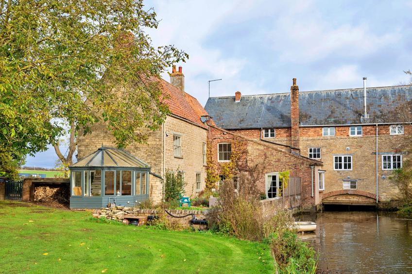 Islip Mill House - Beautiful Riverside Home - foto 28