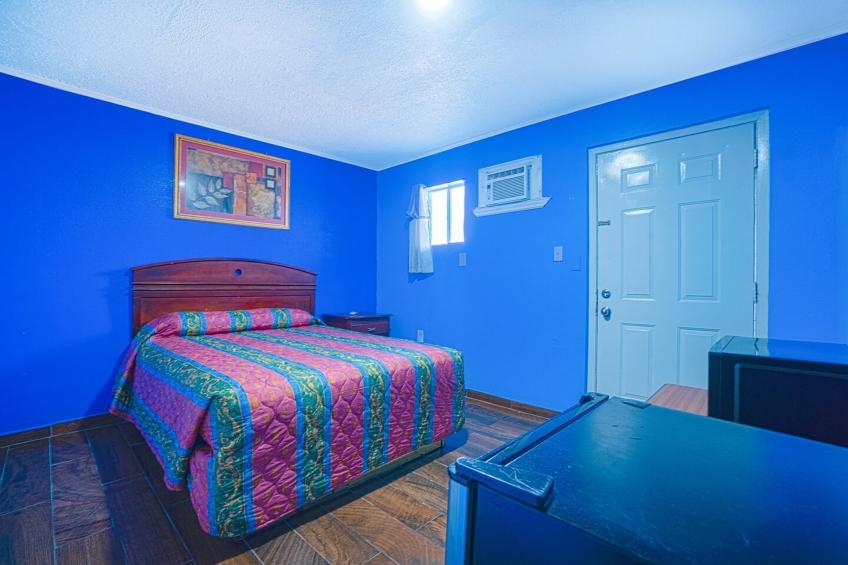 Queen Bed