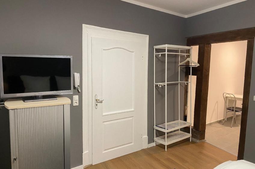 in Hameln mit Garten - foto 9