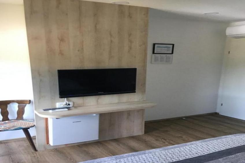 Guesthouse Family Bosnic - Duplex Family Room with Balcony - Gallery - 2 - foto 8