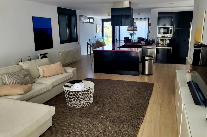 Villa con hermosa piscina cerca de Sitges - foto 3