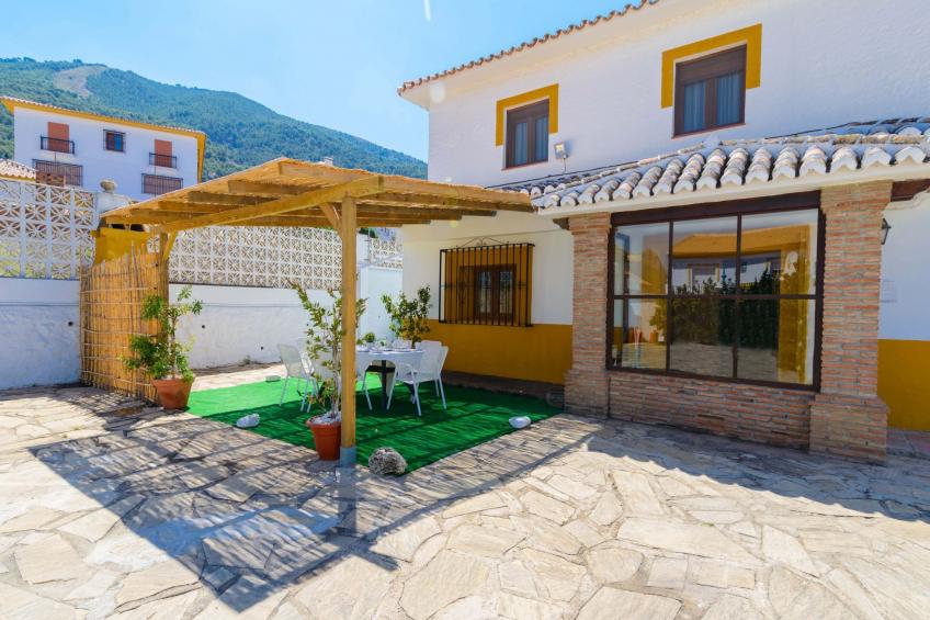 Patio de los Naranjos Haus mit Terrasse und Schwimmbad