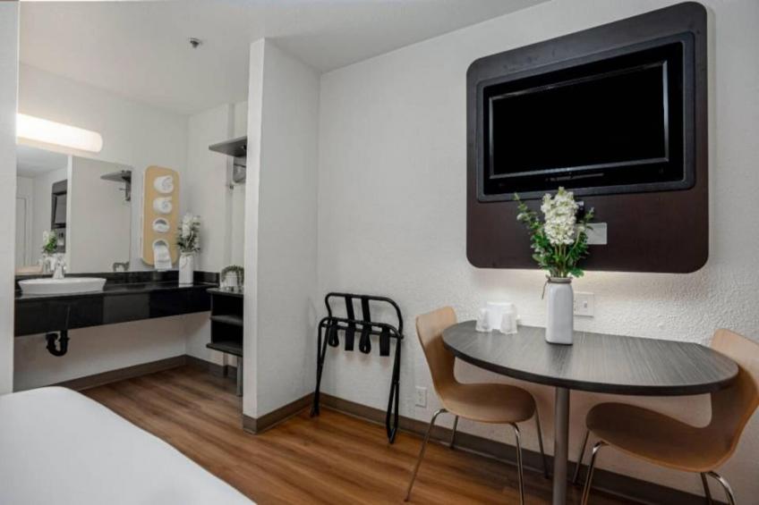 1 Queen Bed - foto 30