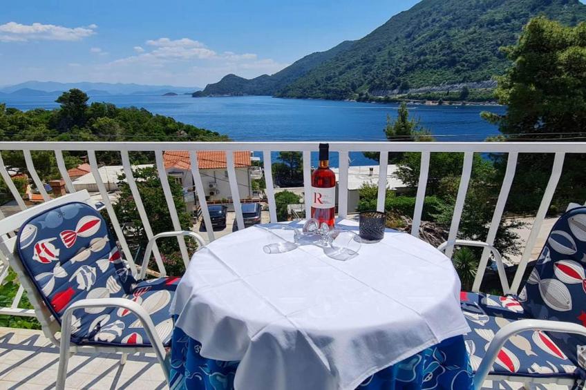 Apartments Maruška - Two Bedroom Apartment with Balcony and Sea View - foto 8