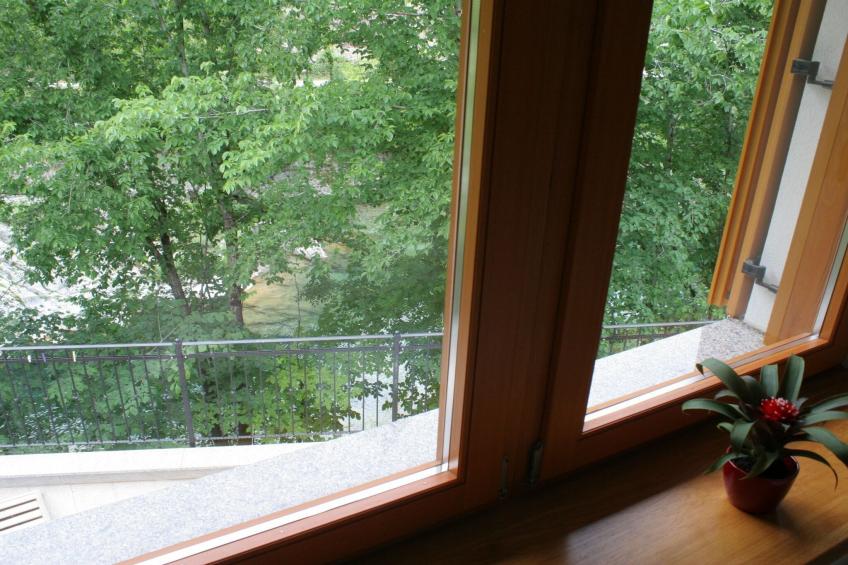 Riverside Rustic Ridge Apartments with Balcony - Two Bedroom Apartment with Balcony - foto 5