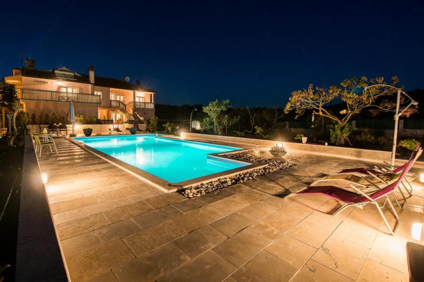 "Lidia" mit Terrasse