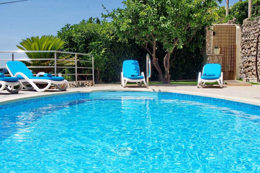 Holiday home with air conditioning, pool and sea view in Orašac - BF-NJH63 - foto 12