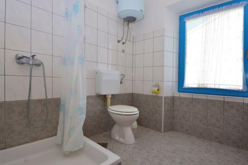 in Dobropoljana mit Freiterrasse - foto 22