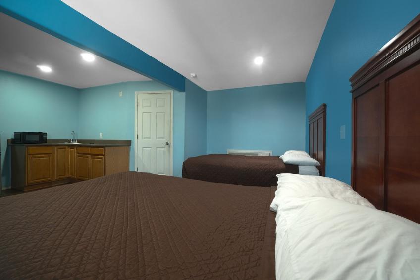 2 Queen Beds with Kitchenette - foto 22