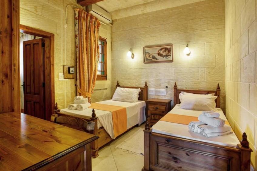 Villa "Ta Menzja" mit Garten, Grill und Terrasse - foto 19