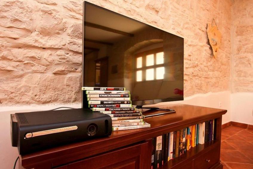 Gemütliches Ferienhaus in Peresiji mit Grill und Terrasse - foto 5