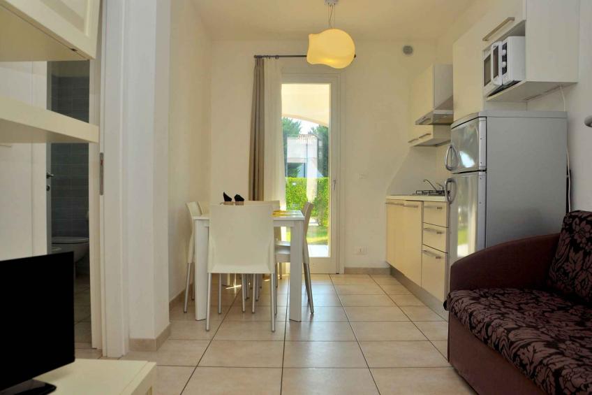 Ferienwohnung mit Klimaanlage, Garten und Pool - BF-X4DR7