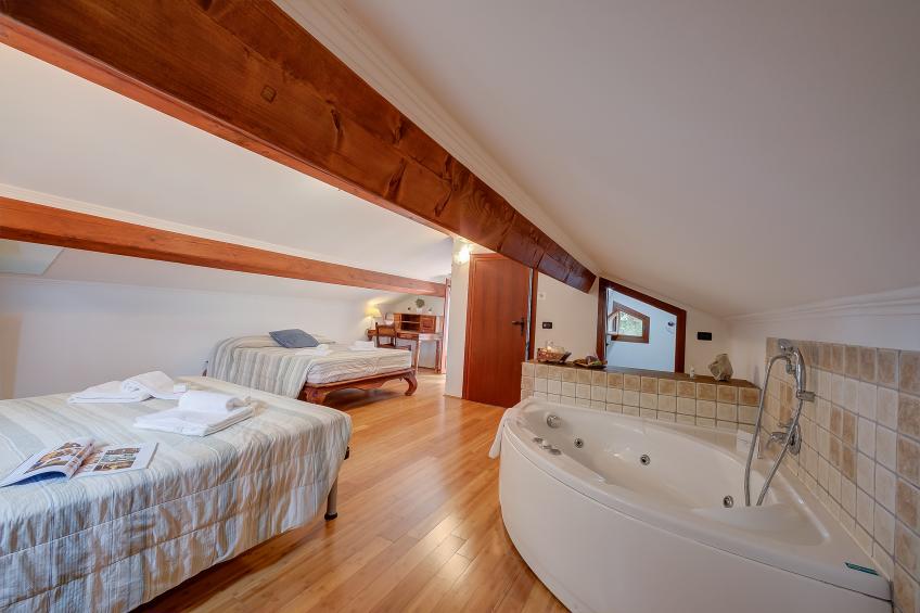 Villa Monte Enrico- Pool and Whirlpool - foto 4