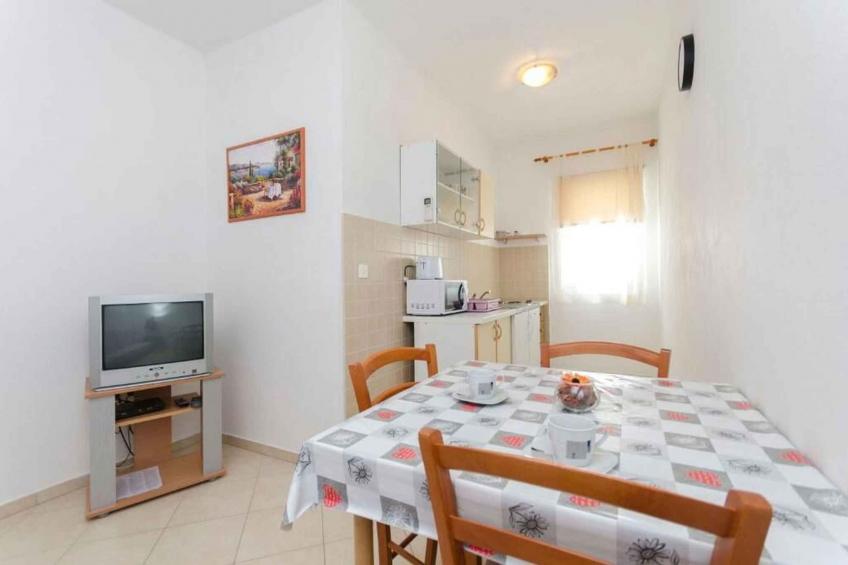 Holiday apartment with air conditioning - BF-Y94MG - foto 6