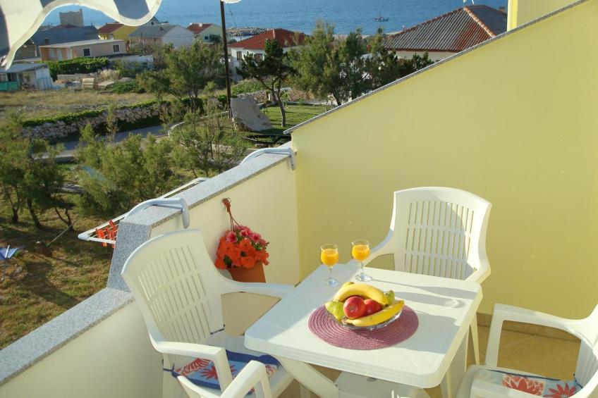 Appartement mit Balkon - foto 6