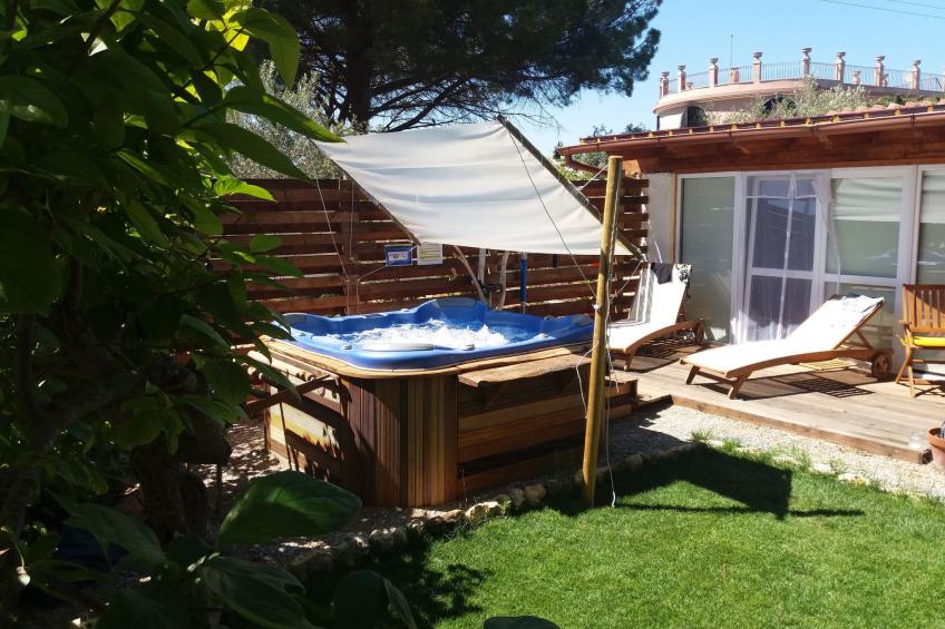 Schönes Ferienhaus mit Whirlpool - foto 7