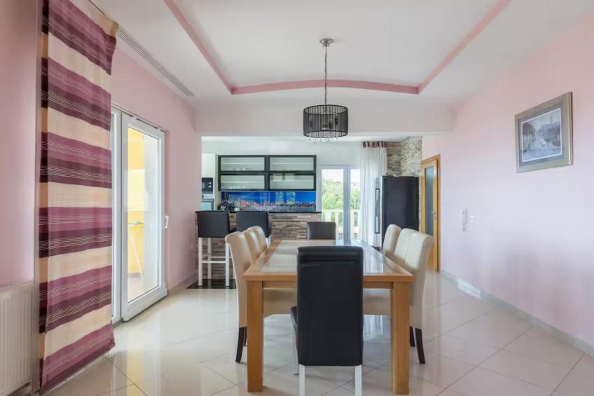 Villa Ana with Outdoor Pool, Sauna and Hot-Tub - Six Bedroom Villa with Outdoor Pool, Sauna and Hot-Tub - foto 5