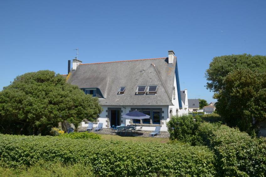 "Men Meur" mit Blick auf das Wasser