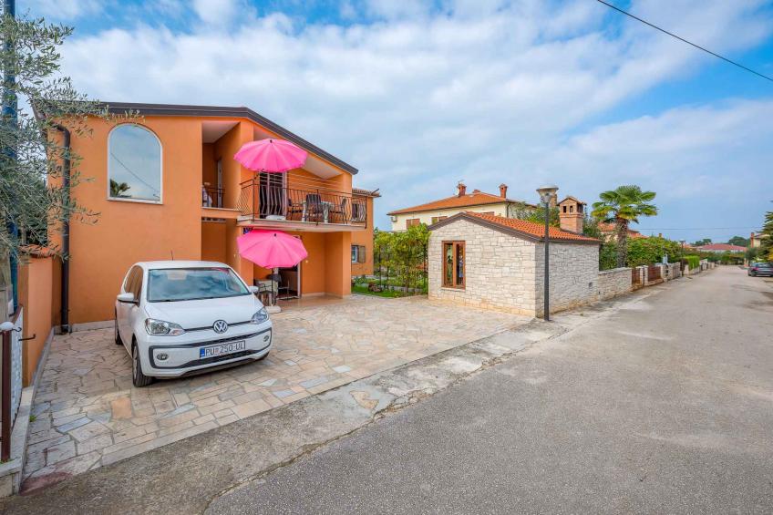 Holiday apartment with air conditioning and wi-fi - BF-DGJB
