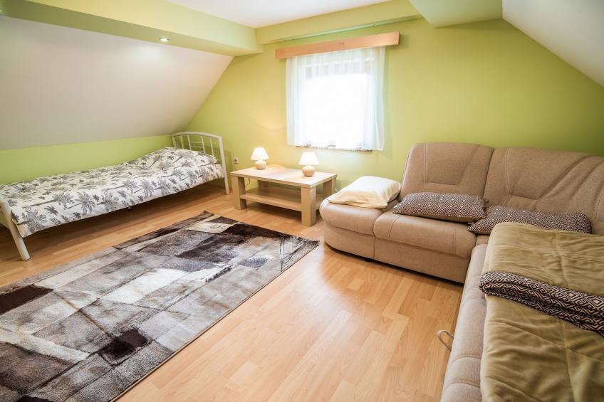 Golden Horizon Holiday Home with Terrace and Garden - One Bedroom Holiday Home with Terrace and Garden - foto 2