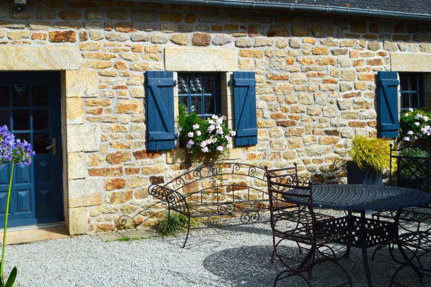 mit eigenem Garten und Grill