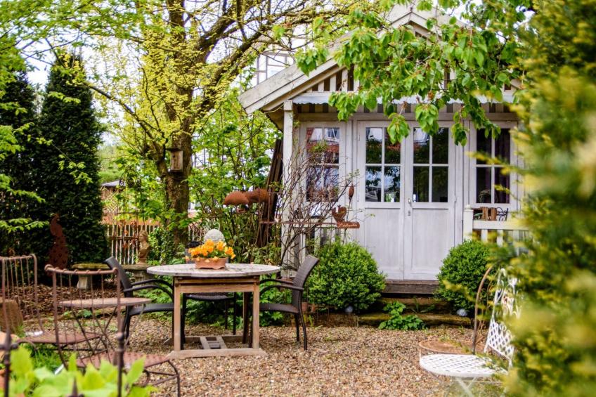 Gemütliche Wohnung in Bracht mit Garten