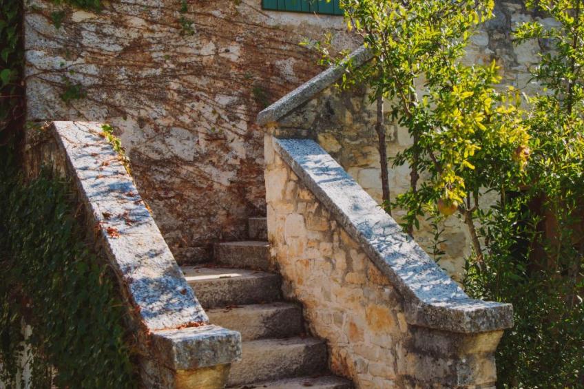 Freistehendes Ferienhaus in Karlovići mit Garten, gemeinsamem Pool und Grill - foto 44