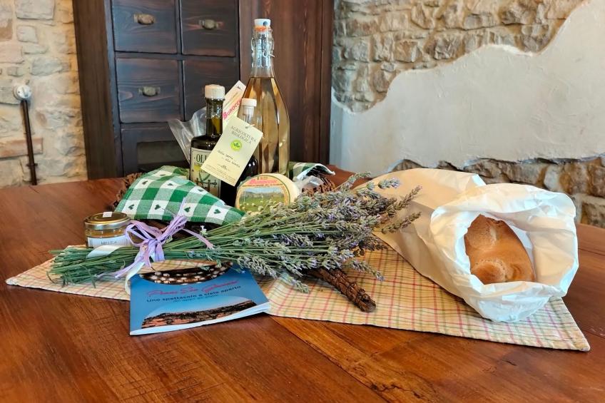 Große Wohnung mit Blick von den Bergen bis zum Meer - foto 7