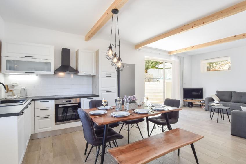 3 Schlafzimmer Villa mit beheiztem Pool und Meerblick - foto 49