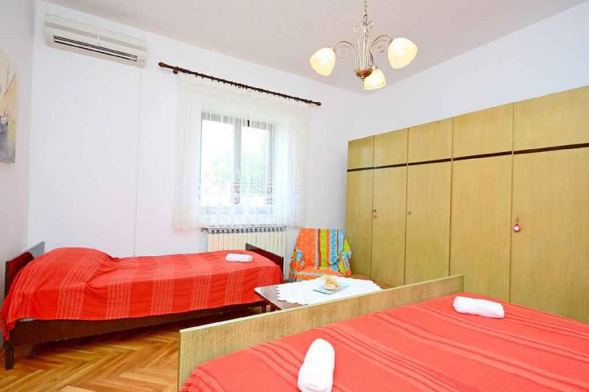 Holiday apartment with air conditioning - BF-ZHW4J - foto 23