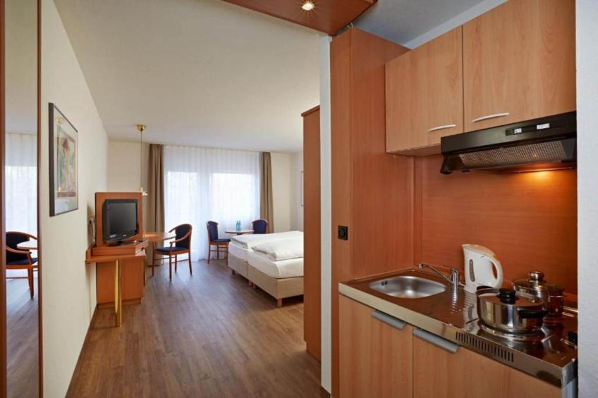 Sunday Hotel Wiesbaden Studio - foto 13