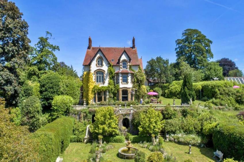The Lost Manor