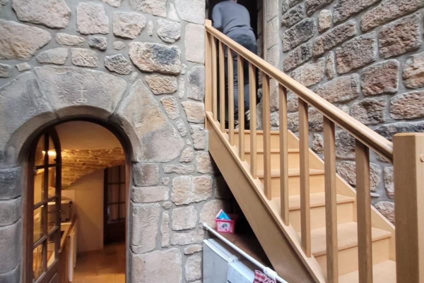 Steinhaus und Freischwimmbad, 4 Betten, 2SZ - foto 3