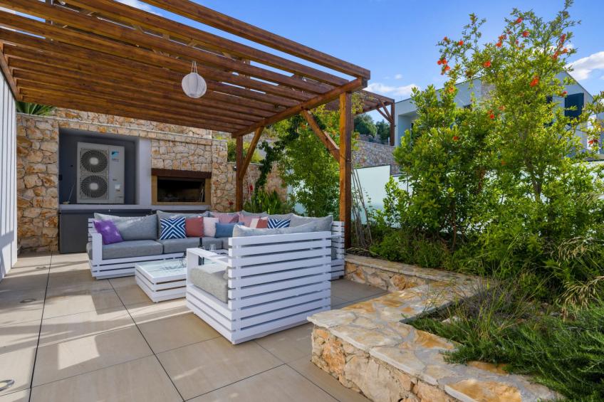 Gemütliches Ferienhaus in Vinišće mit Privatem Pool und Meerblick - foto 30