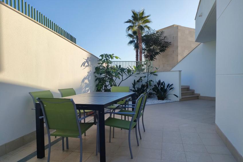 "La Invincible Moja" (Die unbesiegbare Moja) - foto 14