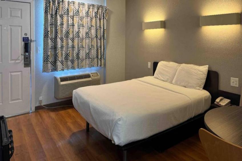 1 Queen Bed - foto 5